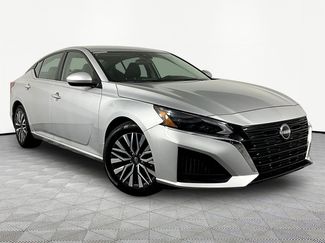 Certified 2023 Nissan Altima 2.5 SV FWD video 3