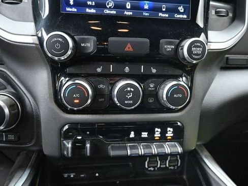 Used 2019 RAM 1500 Big Horn AWD/4WD image 26