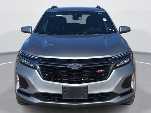 Used 2023 Chevrolet Equinox RS image 2