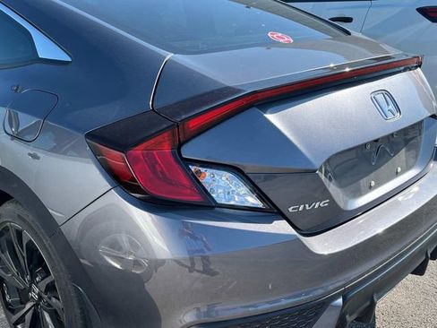 Used 2019 Honda Civic Sport image 10