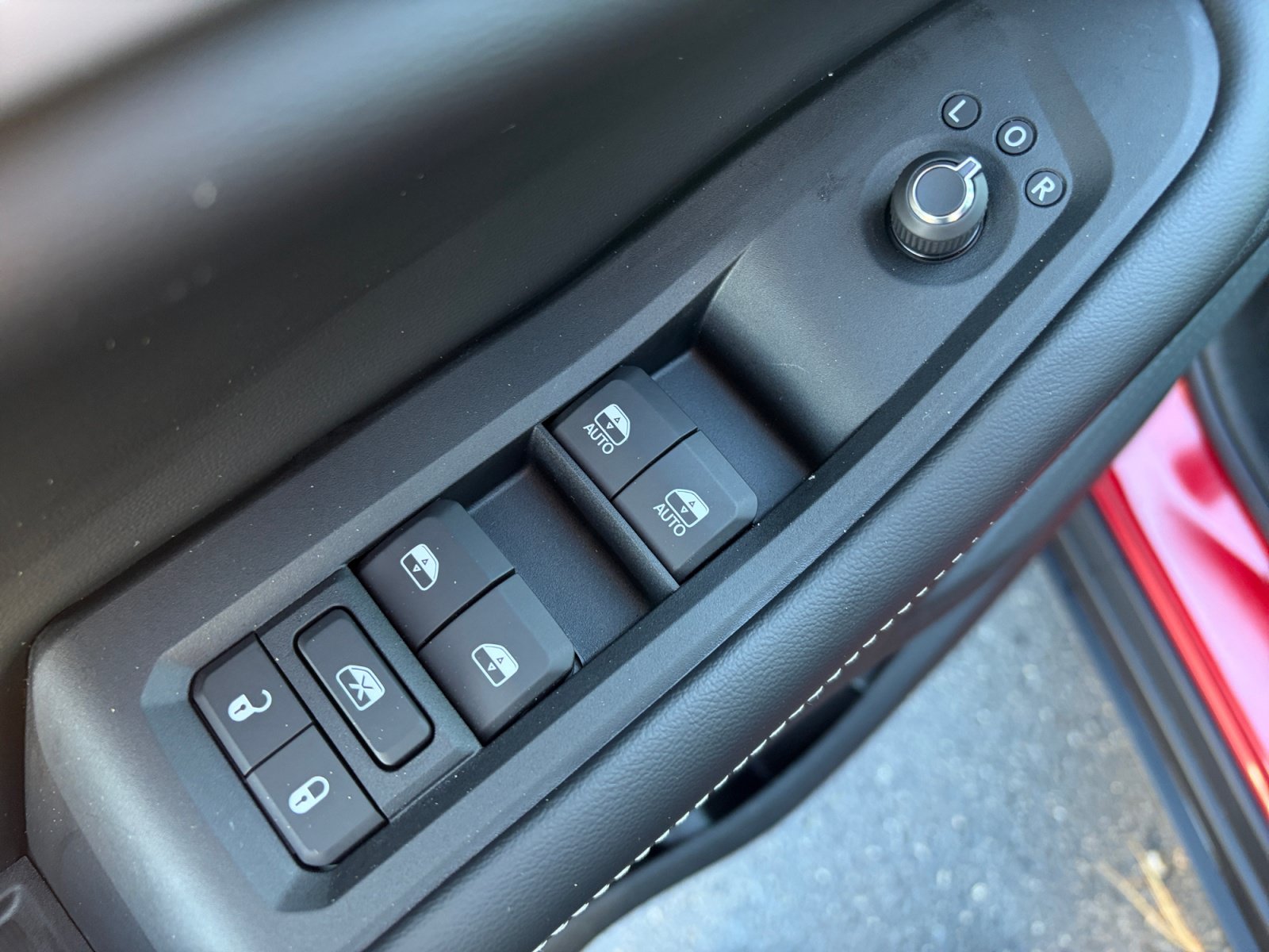 New 2027 Jeep Grand Cherokee Limited AWD/4WD image 13