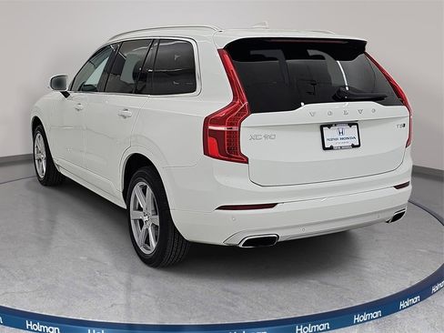 Used 2021 Volvo XC90 T5 Momentum image 8