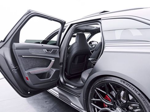Used 2025 Audi RS 6 performance AWD/4WD image 55