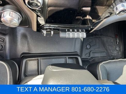 Used 2019 RAM 1500 Laramie AWD/4WD image 29
