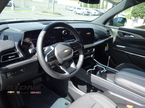 New 2026 Chevrolet Traverse LT image 12