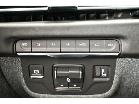 New 2026 Cadillac Escalade Platinum Sport w/ LPO, ONYX Package image 30