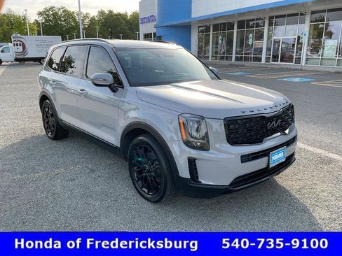 Used 2022 Kia Telluride EX w/ EX Premium Package AWD/4WD image 8