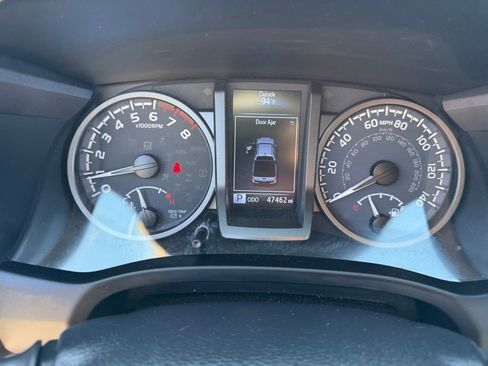 Used 2023 Toyota Tacoma TRD Off-Road AWD/4WD image 28