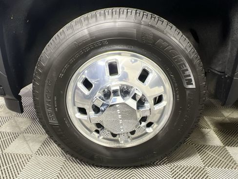 Certified 2025 GMC Sierra 3500 Denali Ultimate AWD/4WD image 34