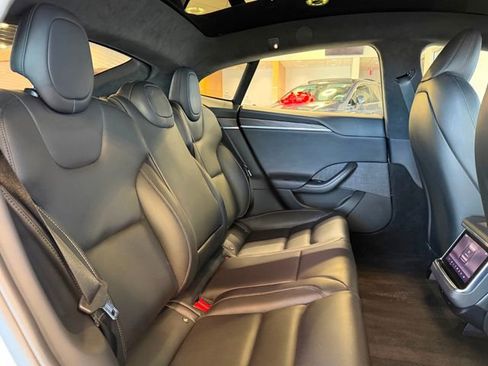 Used 2021 Tesla Model S Plaid image 26