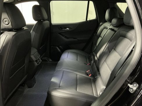 New 2026 Chevrolet Equinox LT w/ Convenience Package II image 32