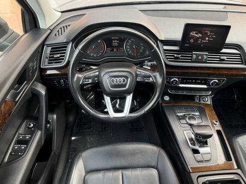 Used 2019 Audi Q5 2.0T Premium w/ Convenience Package image 24