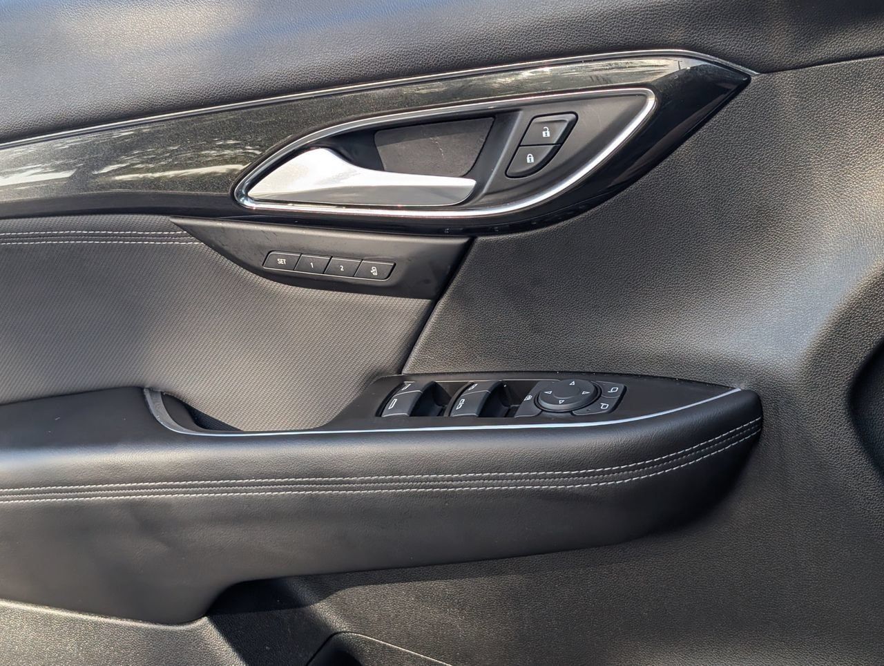 Used 2024 Buick Envision Preferred AWD/4WD image 26