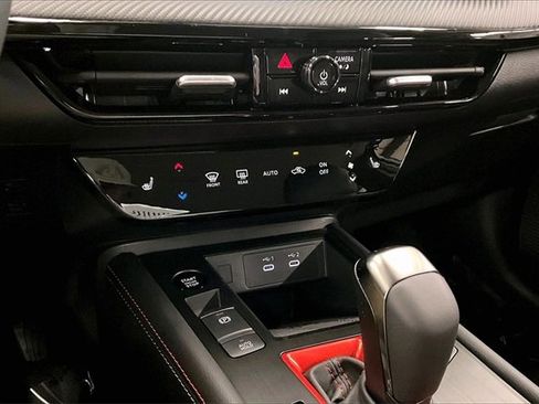 New 2026 Nissan Kicks SR w/ Cold Weather Package image 25