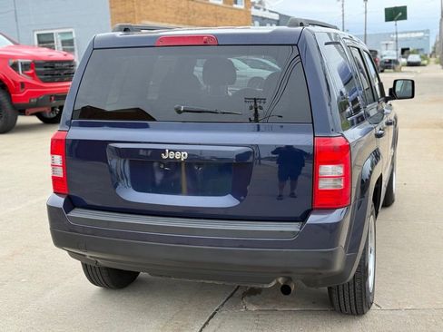 Used 2015 Jeep Patriot Sport w/ Power Value Group FWD image 7
