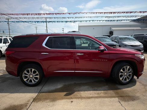 Used 2019 Chevrolet Traverse Premier AWD/4WD image 14