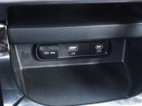 Used 2025 Kia Seltos S FWD image 29