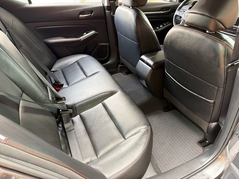 Used 2024 Nissan Altima 2.5 SR w/ SR Premium Package FWD image 32