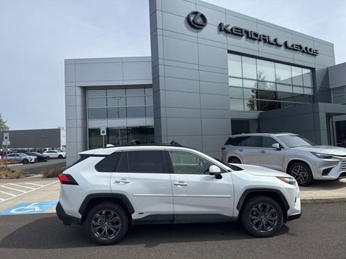 Used 2024 Toyota RAV4 Limited w/ Advanced Technology Package image 2