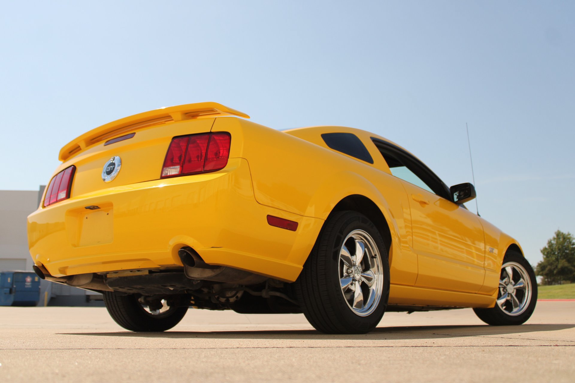 Used 2005 Ford Mustang GT RWD image 23