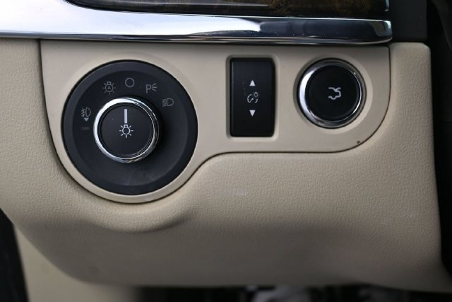 Used 2013 Lincoln MKS FWD image 15