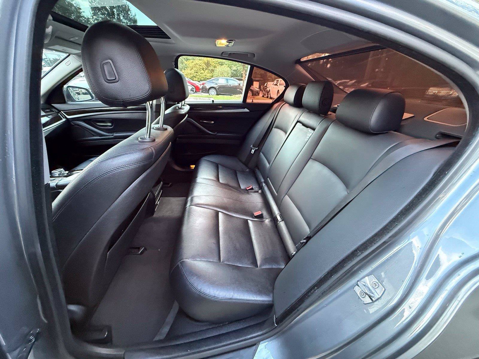 Used 2014 BMW 528i Sedan RWD image 25