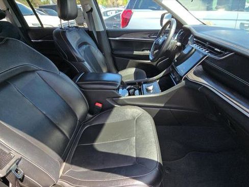 Used 2022 Jeep Grand Cherokee Limited RWD image 21