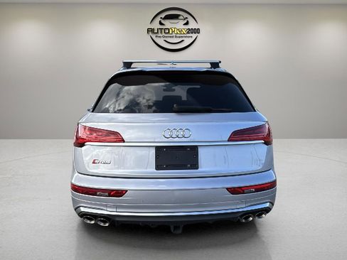 Used 2022 Audi SQ5 Premium Plus w/ Premium Plus Package image 4