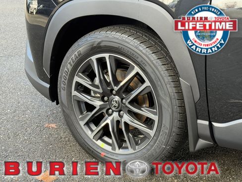 New 2026 Toyota Corolla Cross XLE w/ Convenience Package image 39