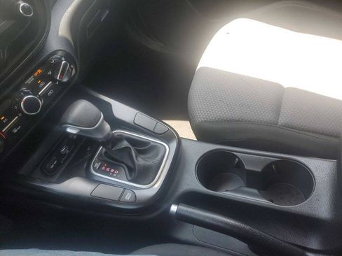 Used 2021 Kia Soul LX FWD image 27