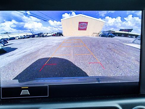 Used 2024 GMC Terrain SLT image 14