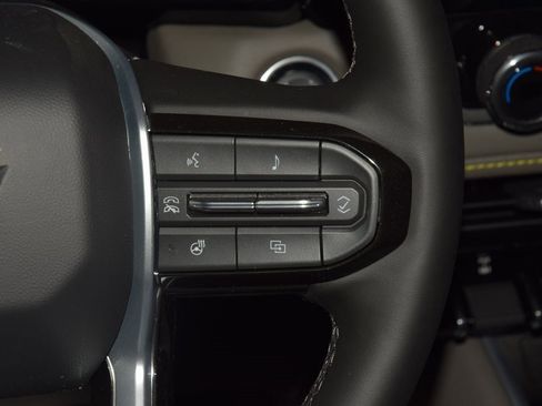 New 2026 Chevrolet Colorado ZR2 w/ ZR2 Bison Edition image 42