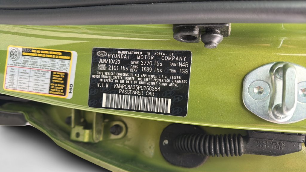 Used 2023 Hyundai Venue SEL FWD image 35