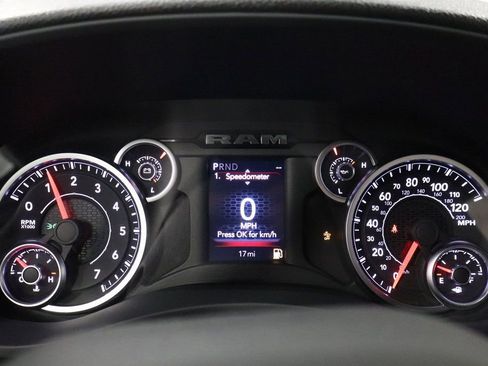 New 2026 RAM 2500 Tradesman AWD/4WD image 15