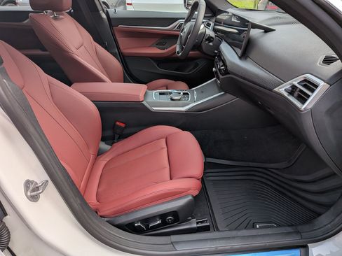 Used 2025 BMW i4 eDrive40 w/ M Sport Package RWD image 40