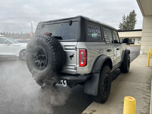 Used 2022 Ford Bronco Wildtrak image 4