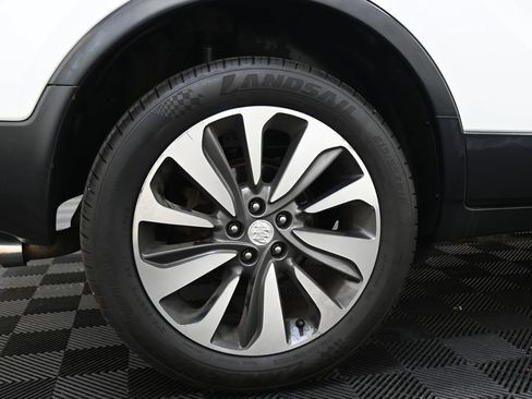 Used 2017 Buick Encore Essence AWD/4WD image 37