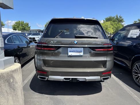 Used 2025 BMW X7 xDrive40i w/ Executive Package AWD/4WD image 15