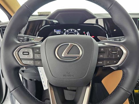 Certified 2026 Lexus NX 350 AWD image 22