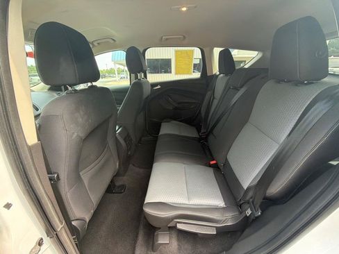 Used 2017 Ford Escape SE AWD/4WD image 11