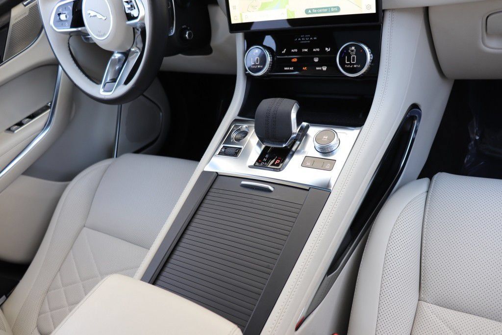 Used 2021 Jaguar F-PACE S AWD/4WD image 53