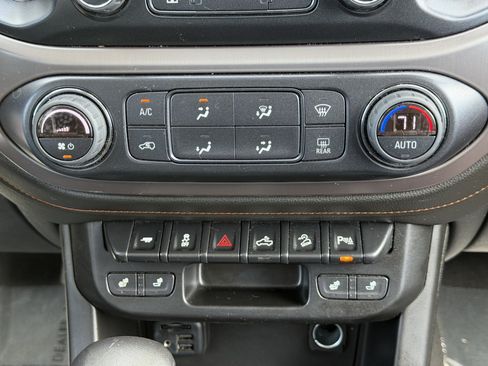 Used 2022 GMC Canyon AT4 w/ Trailering Package AWD/4WD image 21
