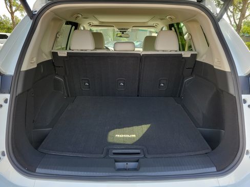 Certified 2026 Nissan Rogue Dark Armor AWD/4WD image 11