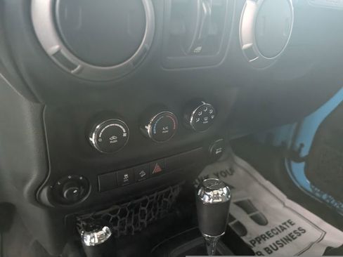 Used 2017 Jeep Wrangler Unlimited Sport w/ Quick Order Package 24S image 19