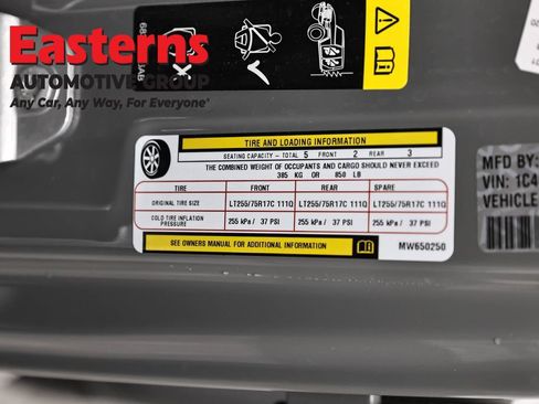 Used 2021 Jeep Wrangler Unlimited Sport AWD/4WD image 33