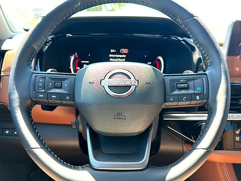New 2026 Nissan Pathfinder Platinum w/ Cargo Package AWD/4WD image 19