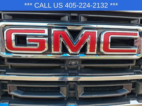 Used 2026 GMC Acadia Elevation w/ Elevation Premium Package image 9