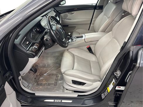 Used 2011 BMW 535i xDrive AWD/4WD image 13