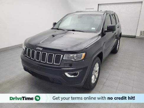 Used 2021 Jeep Grand Cherokee Laredo AWD/4WD image 1