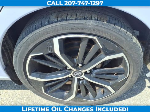 Used 2024 Nissan Altima 2.5 SR FWD image 9